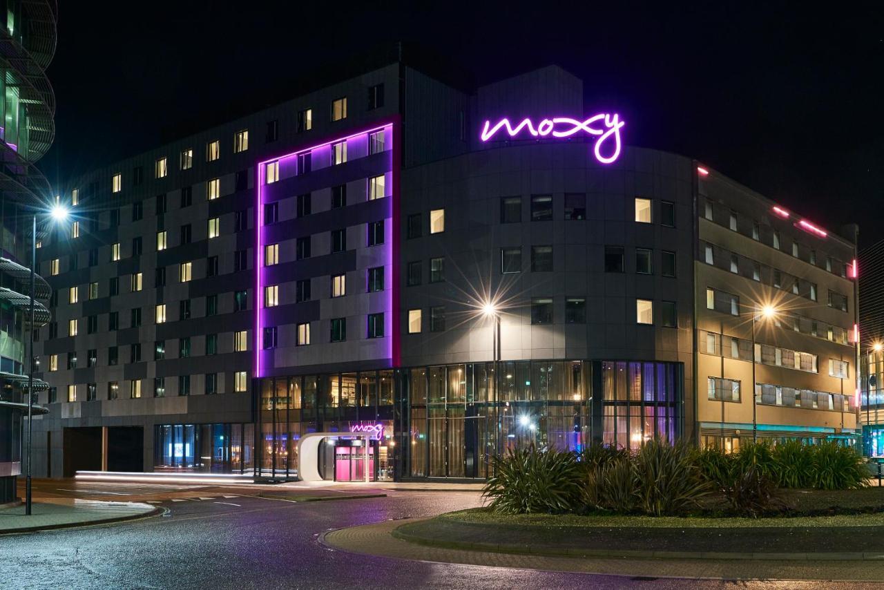 Hôtel Moxy Southampton Extérieur photo